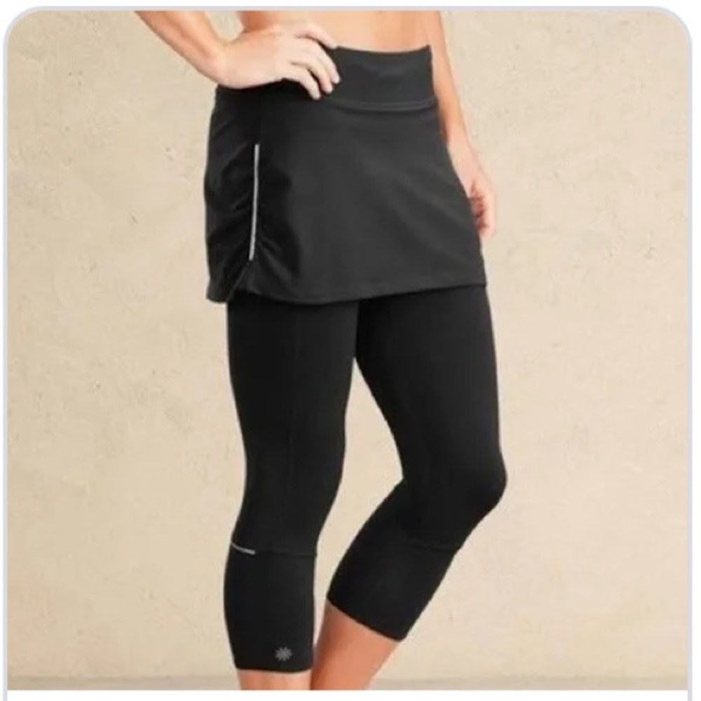 Athleta skirted cropped leggings